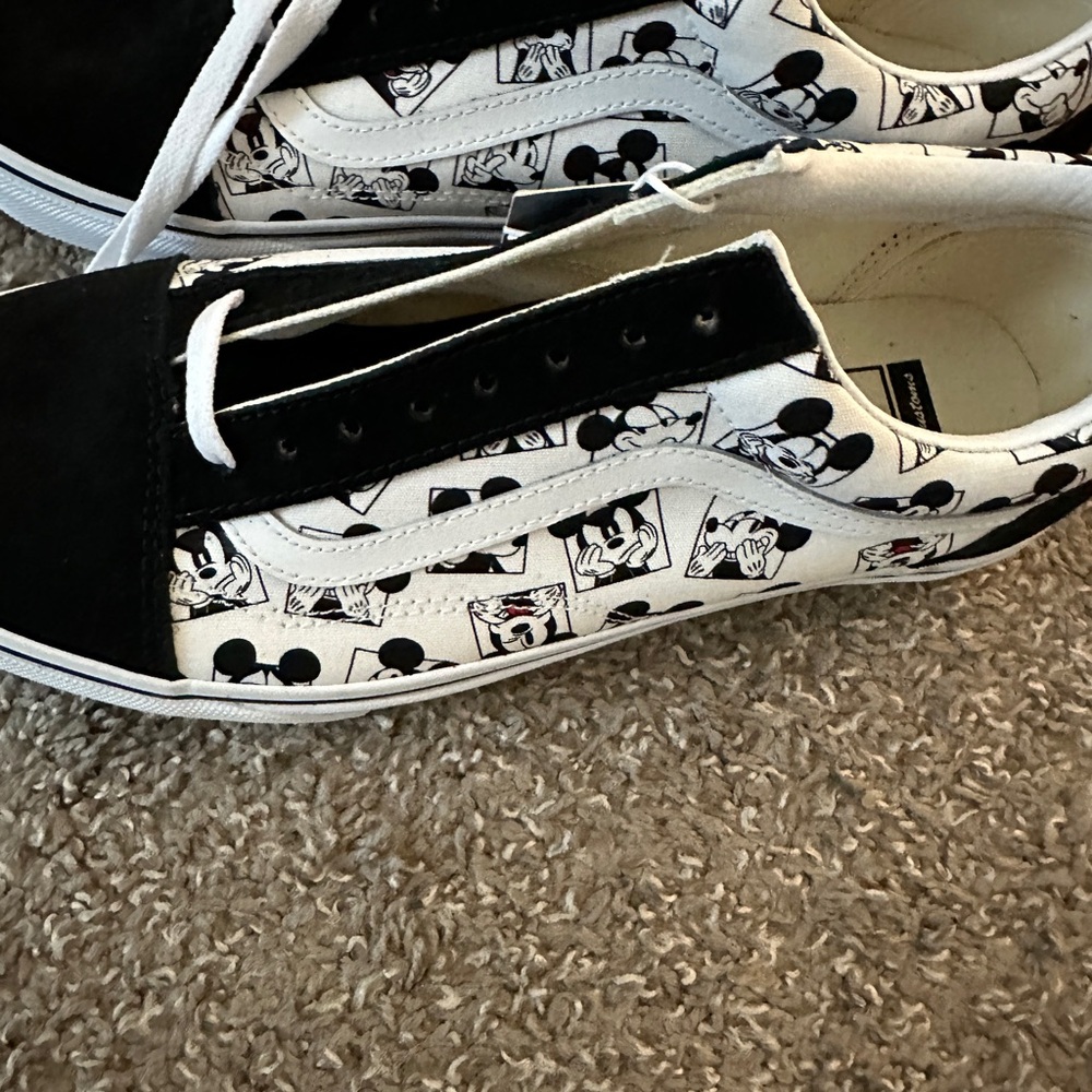 Disney vans Character Sneakers limited edition 100 edition - Picture 4 of 5